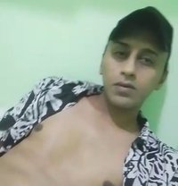Roki - Transsexual escort in Dubai