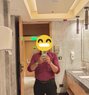 Rokki With Funn - masseur in New Delhi Photo 1 of 4