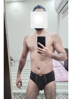 RokyDina a Sweet Guy - Male escort in New Delhi Photo 7 of 7