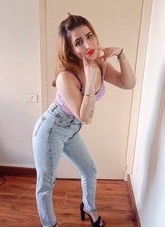 Rola Lebanese - puta in Beirut Photo 2 of 4