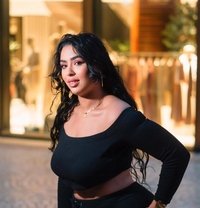 Rola - escort in İstanbul