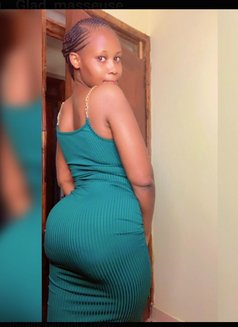 Role - escort in Abha Photo 1 of 2