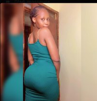Role - escort in Yanbu