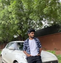 Rolex - Acompañantes masculino in Ahmedabad