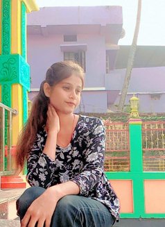 Roma Here Real Meet & Cam Show - escort in Chennai Photo 2 of 2