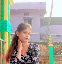 Roma Here Real Meet & Cam Show - escort in Chennai