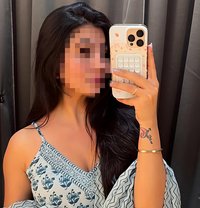 Roma Here Real Meet & Cam Show - puta in Hyderabad Photo 1 of 3