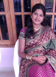 Roma - escort agency in Chennai Photo 3 of 5