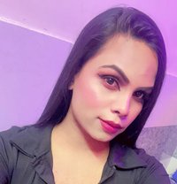 Roma - Transsexual escort in New Delhi