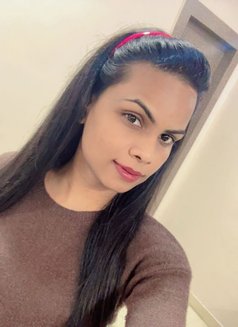Roma - Transsexual escort in New Delhi Photo 6 of 9