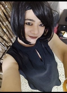 Roma Singh - Transsexual escort in Thane Photo 3 of 4