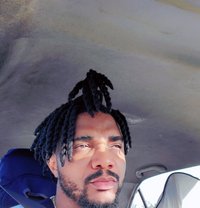 Romain - Male escort in Al Manama