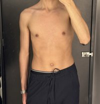 Roman Dxb - Male escort in Dubai