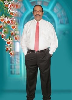 Roman - Male escort in Dubai Photo 1 of 1