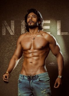 Roman Mallik - Male escort in Hyderabad Photo 6 of 9