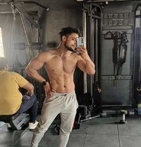 Roman Mallik - Male escort in Bangalore