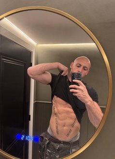 Roman stone - Male escort in Hong Kong Photo 3 of 3
