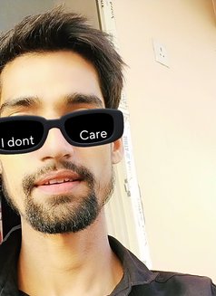 Romance King - Male escort in New Delhi Photo 3 of 6