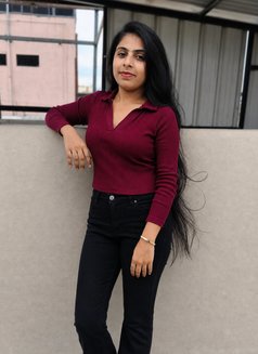 Romantic college student ready for sex - escort in Hyderabad Photo 3 of 5