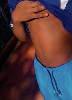 Romantic Massage - Male escort in Nairobi Photo 1 of 2