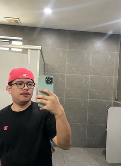 Rome - masseur in Ho Chi Minh City Photo 16 of 25