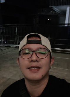 Rome - masseur in Ho Chi Minh City Photo 24 of 25