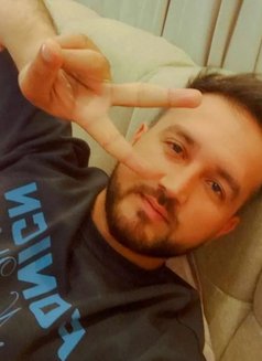 Romeo - Male escort in Riyadh Photo 3 of 4