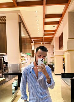 Romeo - Acompañantes masculino in Dubai Photo 3 of 4