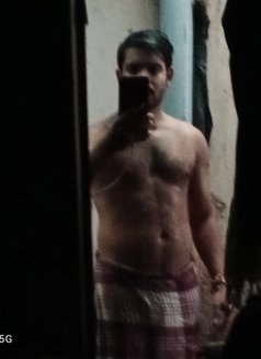 Romeo - Male escort in Kolkata Photo 2 of 2