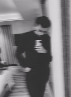 Romeo on Call - Male escort in New Delhi Photo 2 of 4