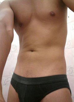 Romeo - Male adult performer in Colombo Photo 11 of 12
