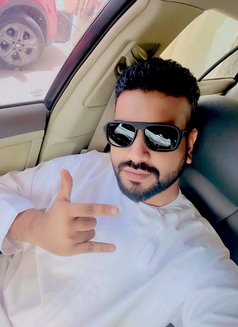 Romeo Your VIP Sensual Companion - Acompañantes masculino in Muscat Photo 3 of 3