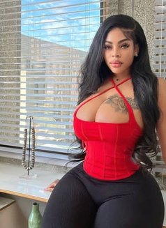 Romina - escort in Ahmedabad Photo 6 of 9