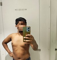 Rommie - Male escort in New Delhi