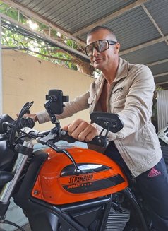 Ron.4couples and more. Based in Pattaya - Male escort in Bangkok Photo 13 of 17