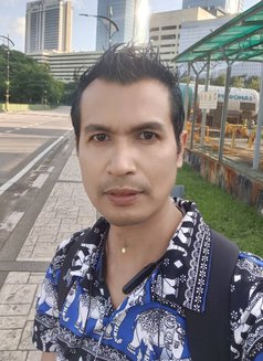 Ron Thailand - Male escort in Bangkok Photo 9 of 10