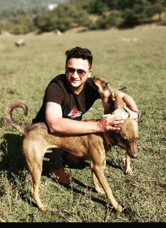 Ron4you - Male escort in Mumbai Photo 4 of 7