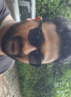 Ron4you - Male escort in Mumbai Photo 6 of 7
