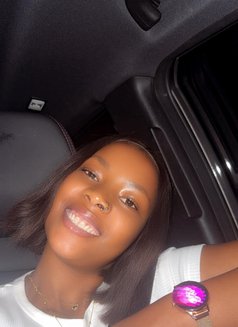 Julie - escort in Mauritius Photo 1 of 1