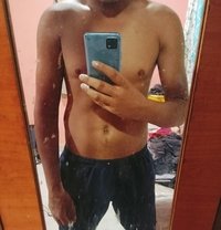 Ronak - Male escort in Vapi