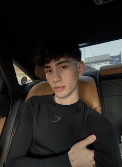 Ronaldo Twink - Acompañantes masculino in Riyadh Photo 19 of 20