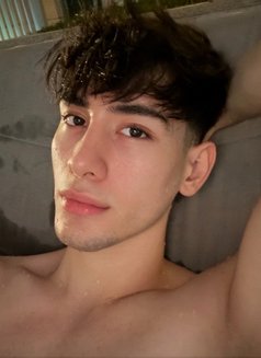 Ronaldo Twink - Acompañantes masculino in Riyadh Photo 20 of 20