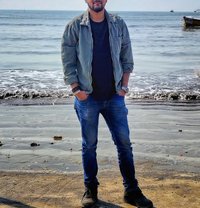 Roni - Acompañantes transexual in Pune