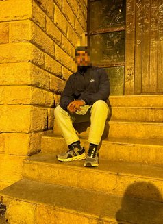 Roni - Masajista in Beirut Photo 1 of 3