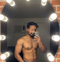 Roni - Masajista in Beirut