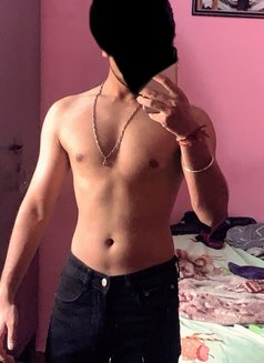 Roni - Male escort in Dehradun, Uttarakhand Photo 5 of 6