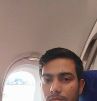 Roni69 - masseur in Kolkata