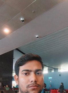 Roni69 - masseur in Kolkata Photo 5 of 9