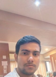 Roni69 - masseur in Kolkata Photo 6 of 9