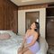 Ronica Jain - puta in Pune Photo 2 of 2
